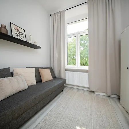 Wolczanska Modern